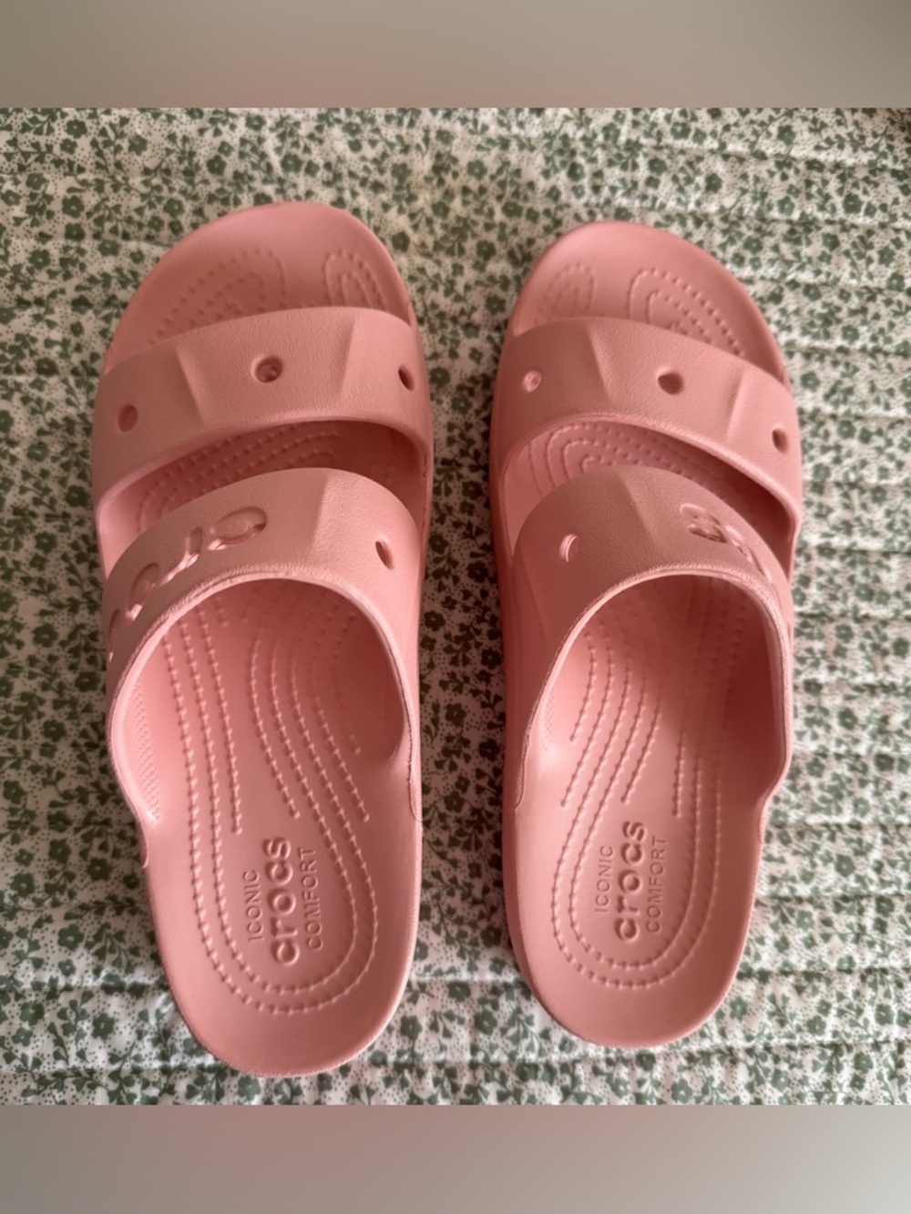 Crocs Women’s Sandals in Pink - Size 7